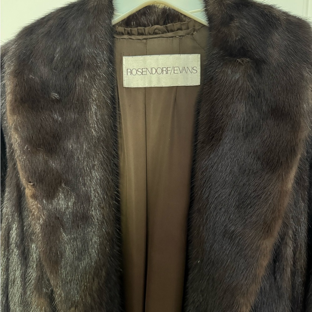 Rosendorf/Evans Brown Fur Coat - Picture 2 of 4